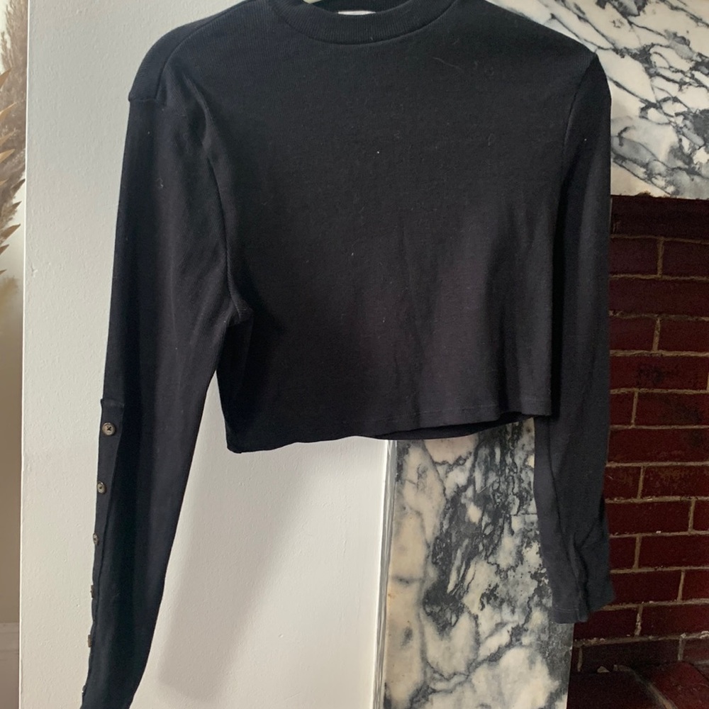 Amazon’s The Drop by Milenalesecret long sleeve crop top